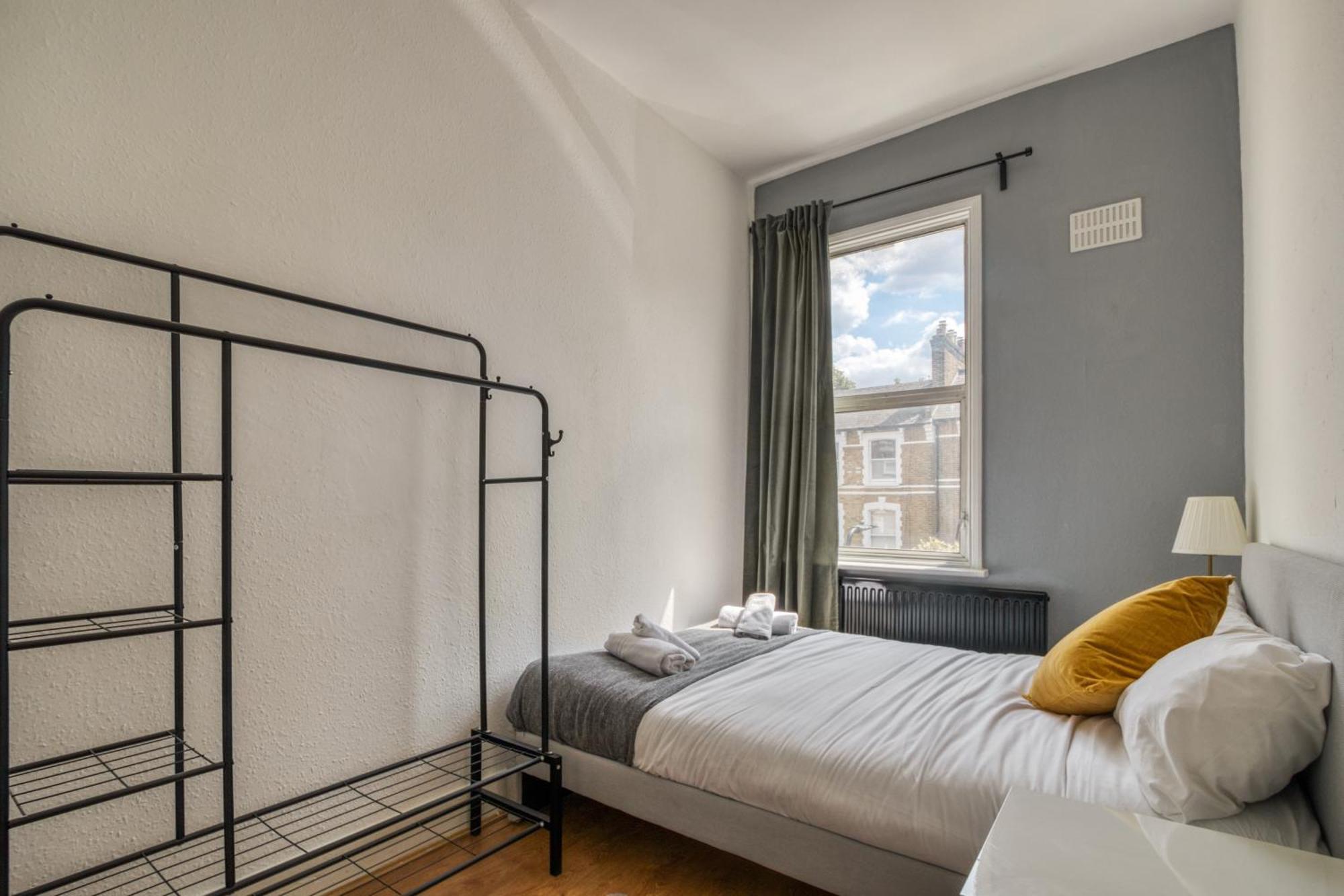 4 Bedroom Dalston